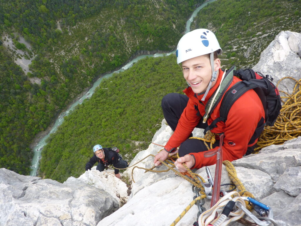 relais équipé tête de chapitre