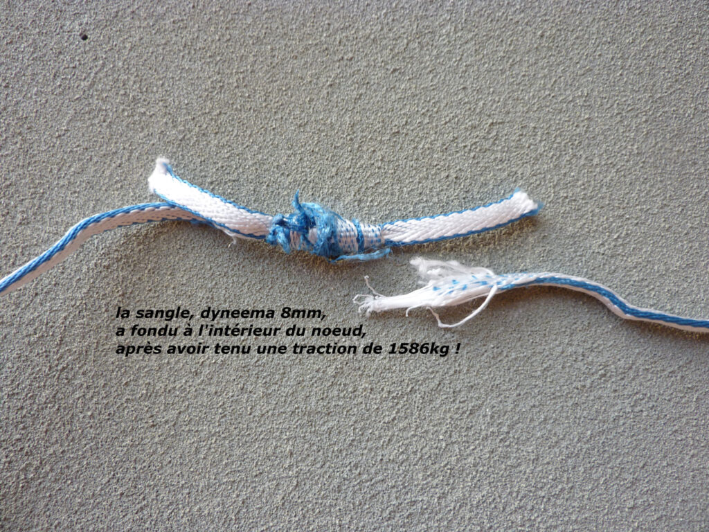 triple noeud de pêcheur après tension de 1581.9kg