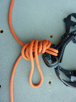 Demi double-nœud de pêcheur